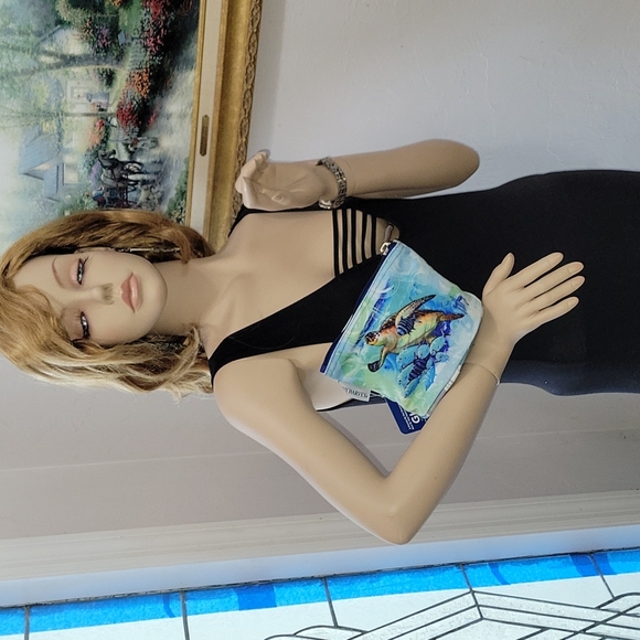 Turtle Guy Harvey designer, make up bag. Sun N Sand canvas. - Picture 4 of 6